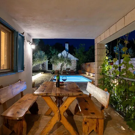 Excellent Villa! Private Forest And Pool,near Sea * Dograde