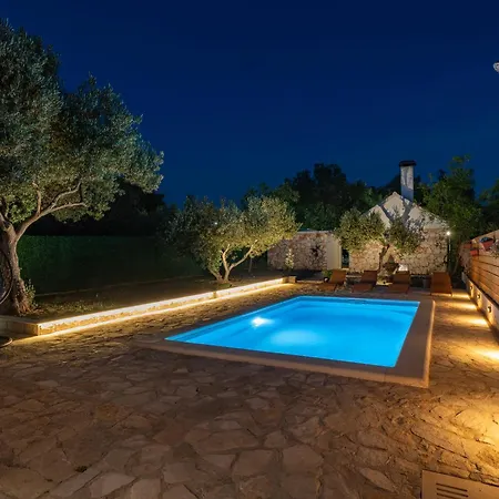 Villa Excellent Villa! Private Forest And Pool,near Sea *