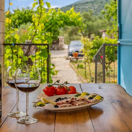 Excellent Villa! Private Forest And Pool,near Sea