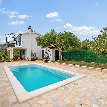Excellent Villa! Private Forest And Pool,near Sea *